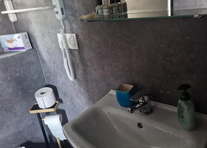 Tiny House Urlaub Uebernachtung * Munster (Darmstadt-Dieburg)